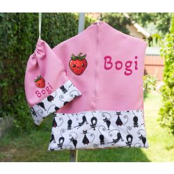    Ovis zsák és torna zsák bármilyen névvel és/vagy jellel   /rózsaszín+fekete cicás/ AJÁNDÉK SZERETETKÜLDŐVEL